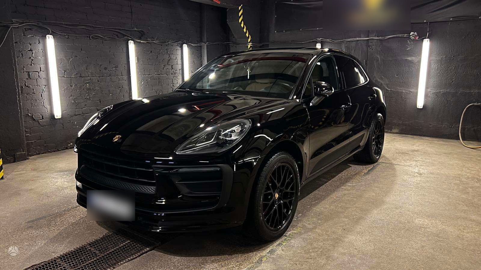 PORSCHE MACAN -FULL OPTION