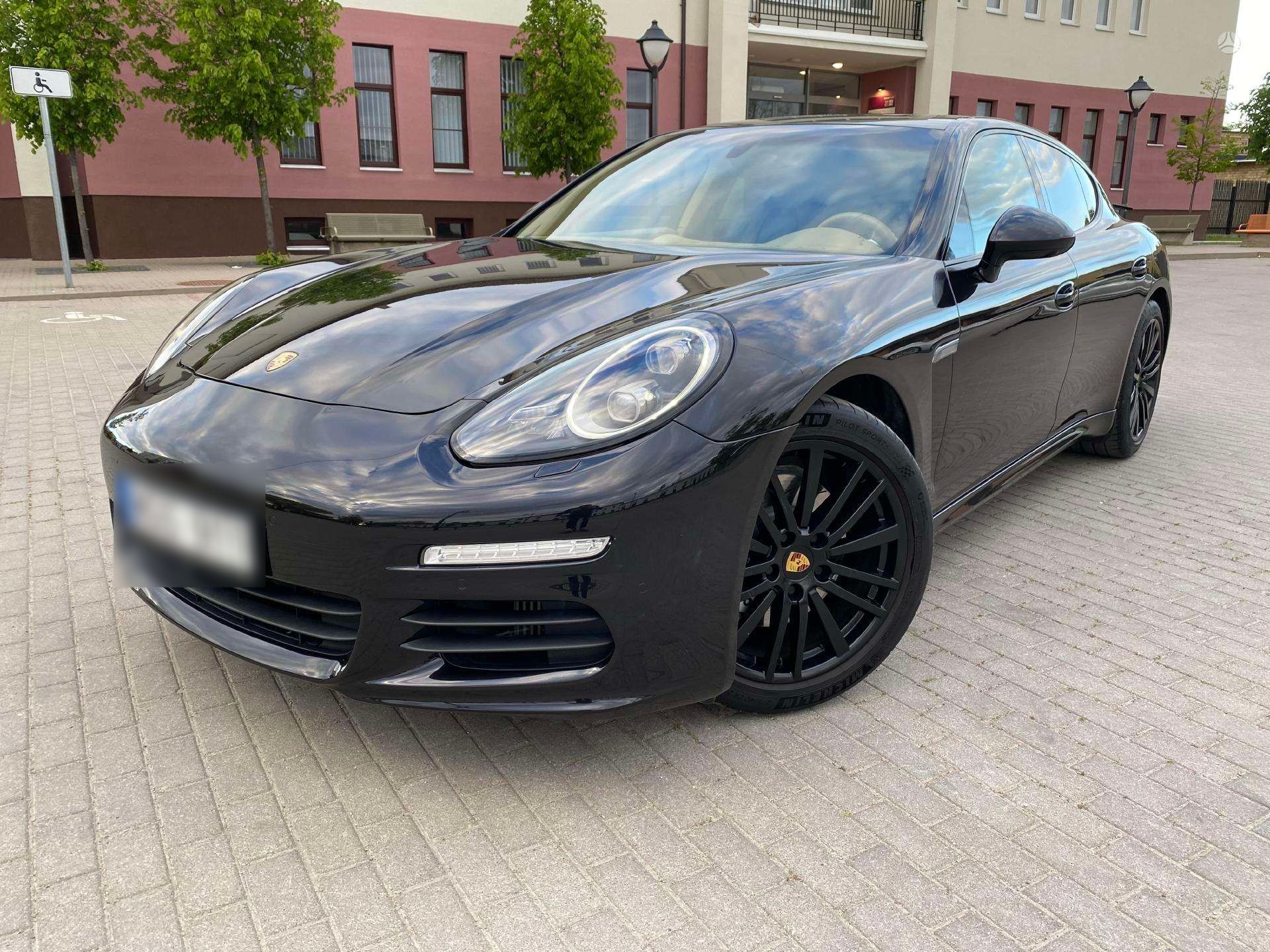 PORSHES PANAMERA-FULL OPTION