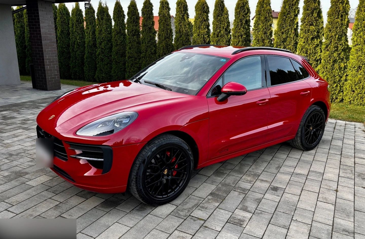 PORSCHE MACAN-FULL OPTION