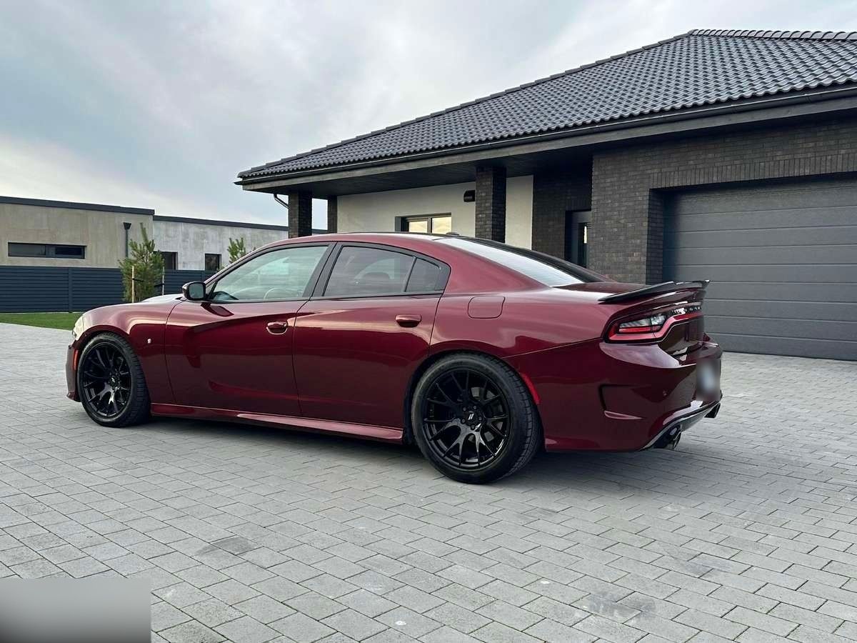 Dodge Charger - 300 CH