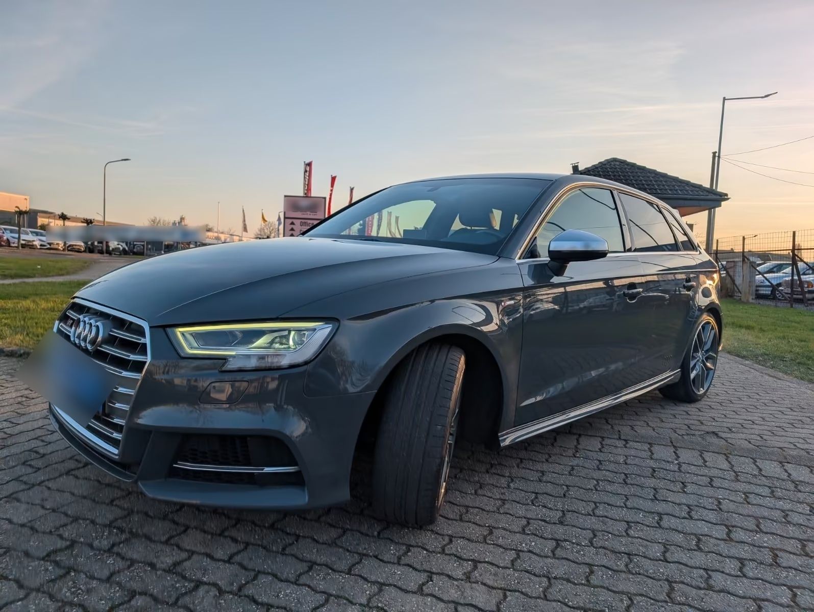 Audi S3 - FULL  OPTION