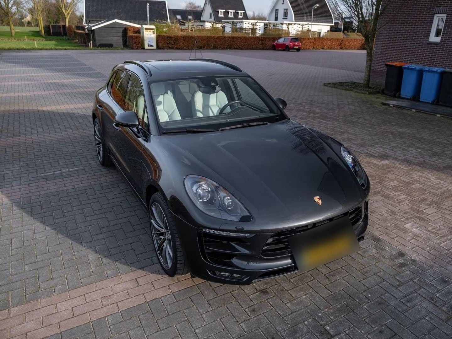 Porsche Macan - FULL OPTION