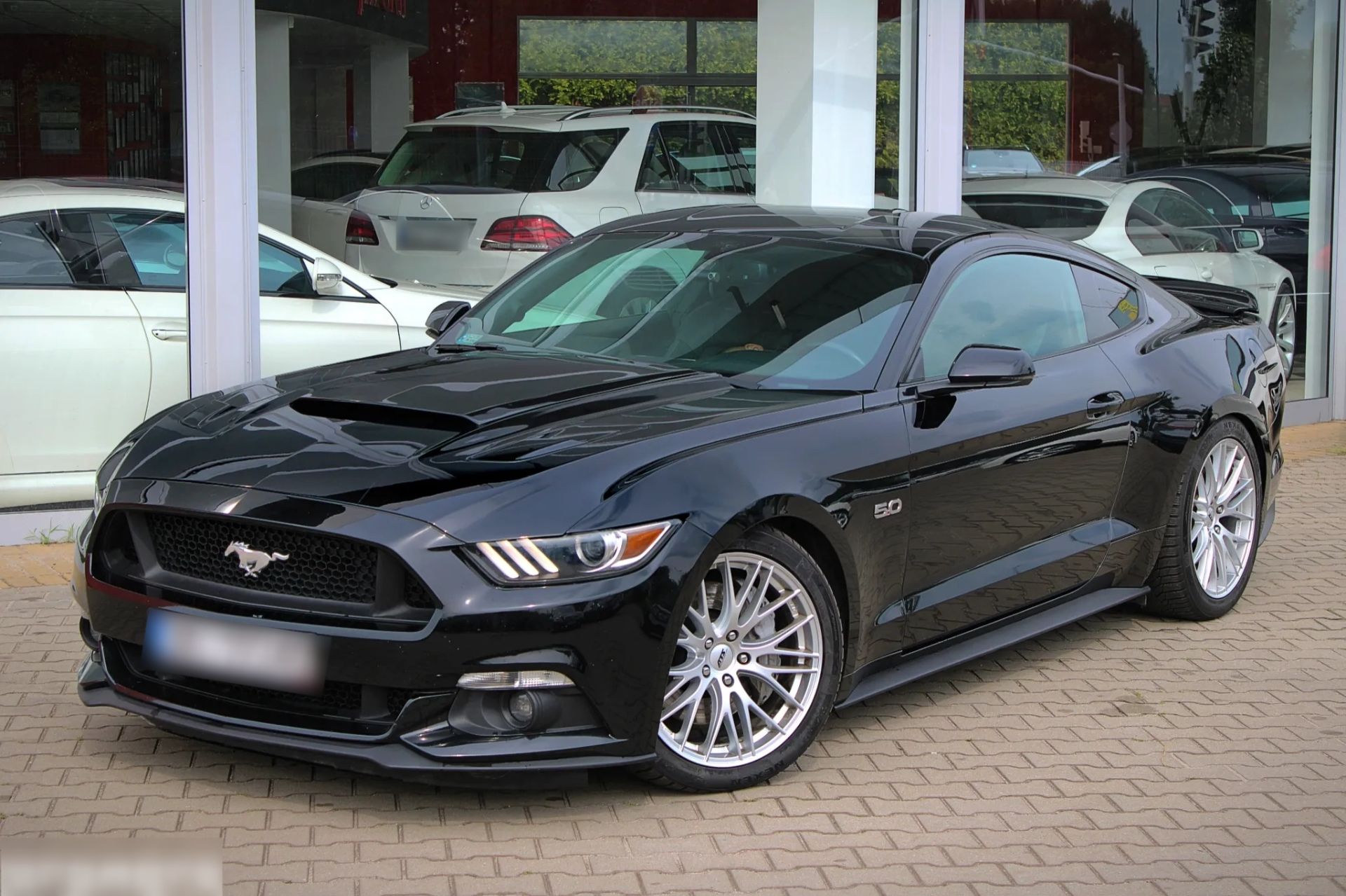 FORD MUSTANG - 421 CH