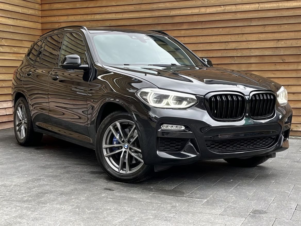 BMW X3 FULL BLACK - FULL OPTION