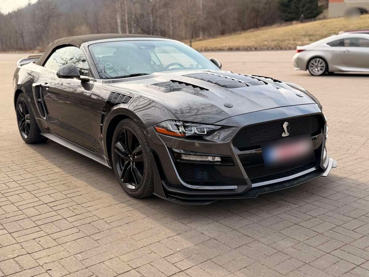 FORD MUSTANG - FULL OPTION