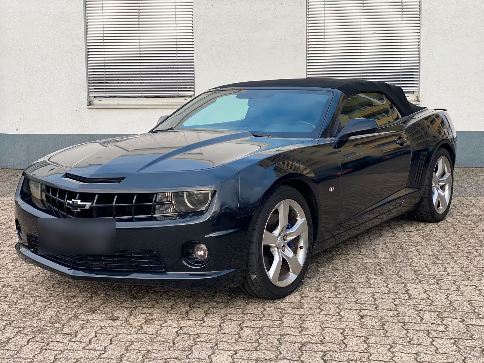 CHEVROLET CAMARO-FULL BLACK FULL OPTION