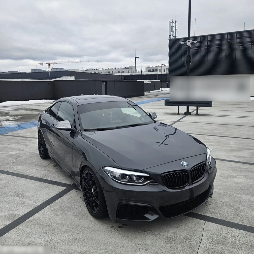 BMW SERIE 2-FULL BLACK
