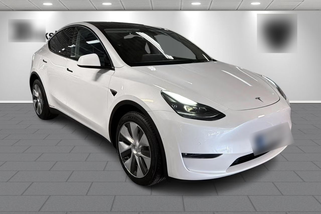 TESLA MODEL Y LONG RANGE DUAL AWD-514 CH - Tesla Model Y disponible chez SYC75
