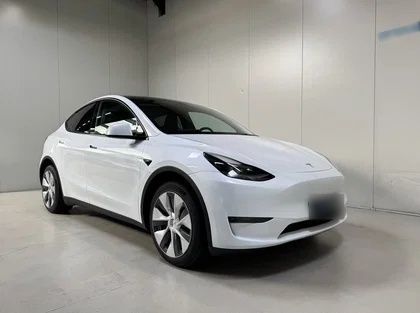 TESLA MODEL Y LONG RANGE DUAL MOTOR -514 CH - Tesla Model Y disponible chez SYC75