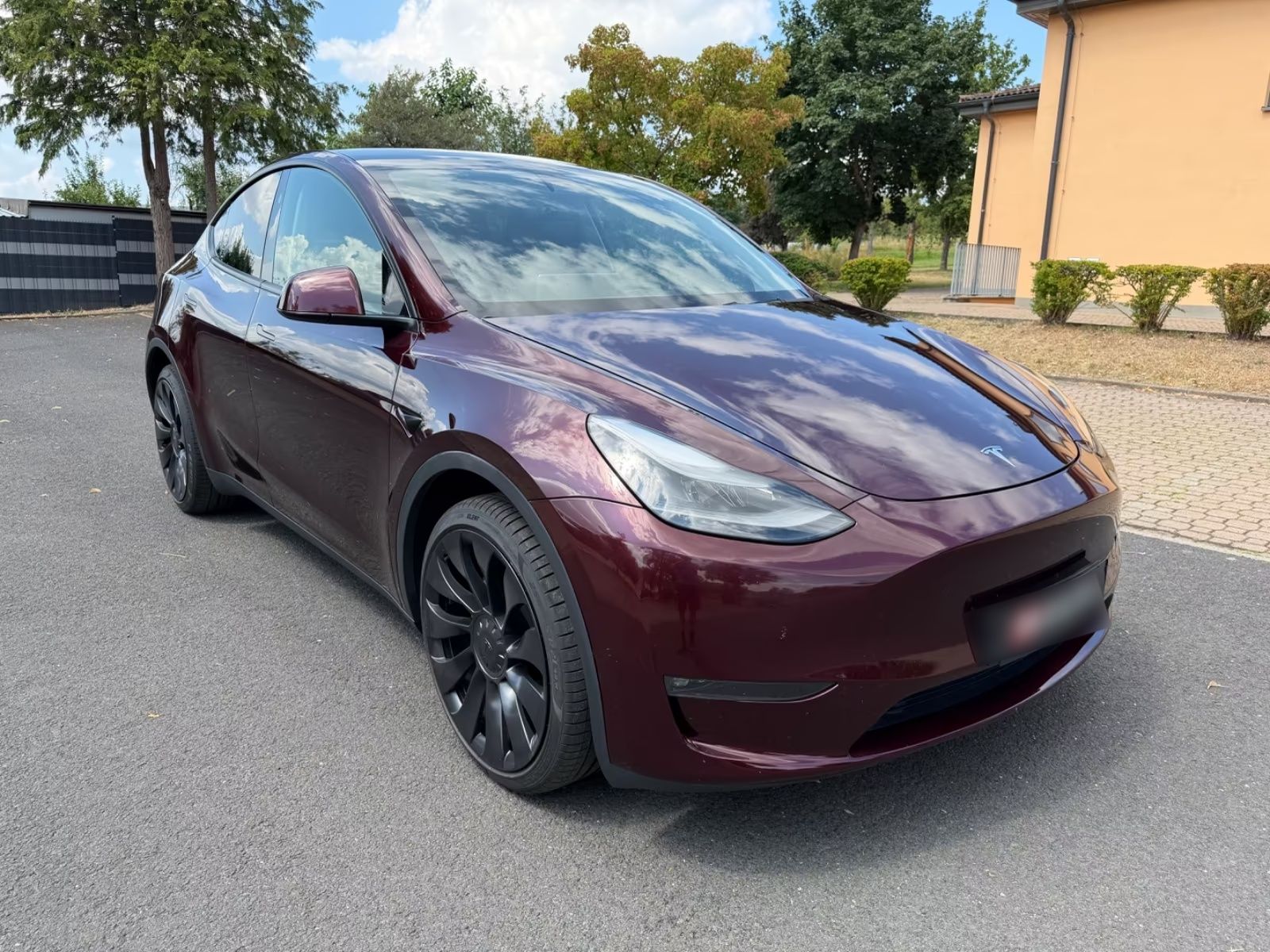 Tesla Model Y Long Range Dual Motor AWD - 514 CH