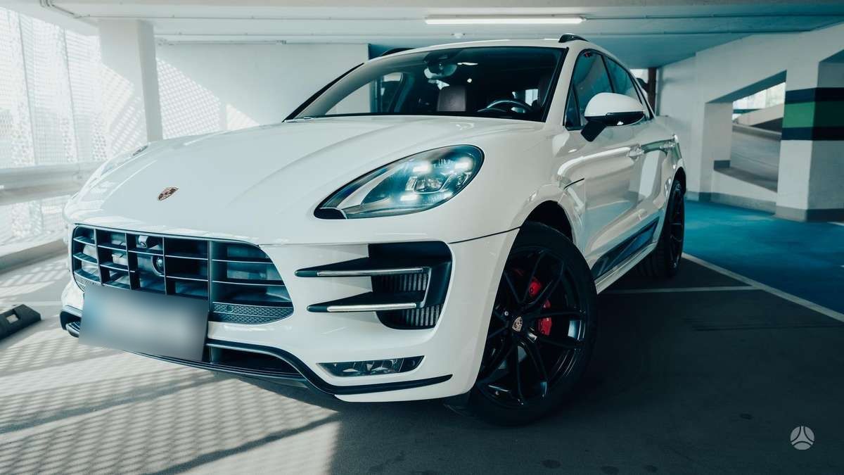 PORSCHE MACAN TURBO - FULL OPTION