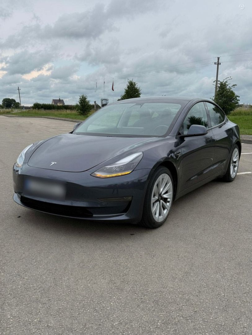 Tesla Model 3 Standard Range - 325 CH