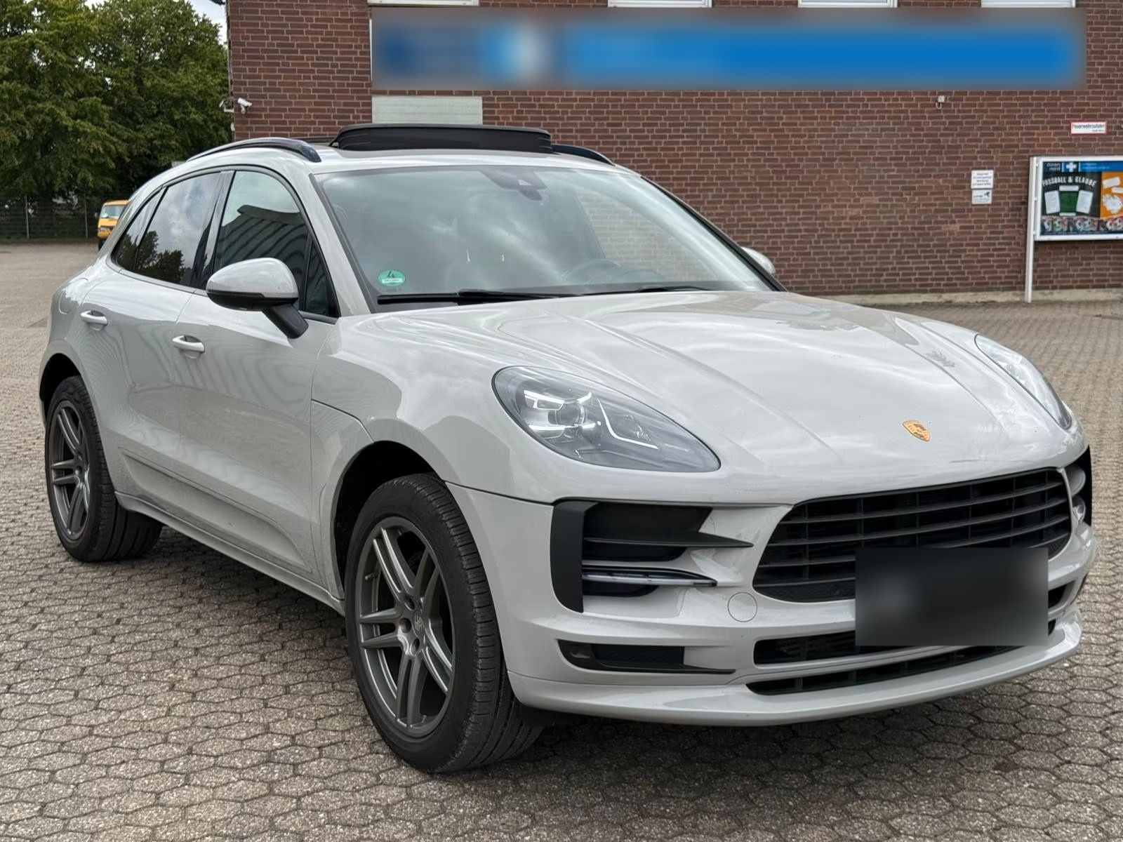 Porsche Macan - FULL OPTION
