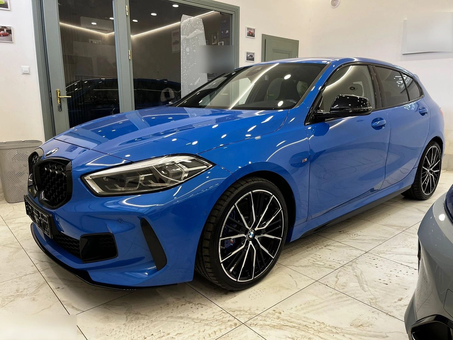 BMW M135i xDrive Edition Colorvision - FULL OPTION