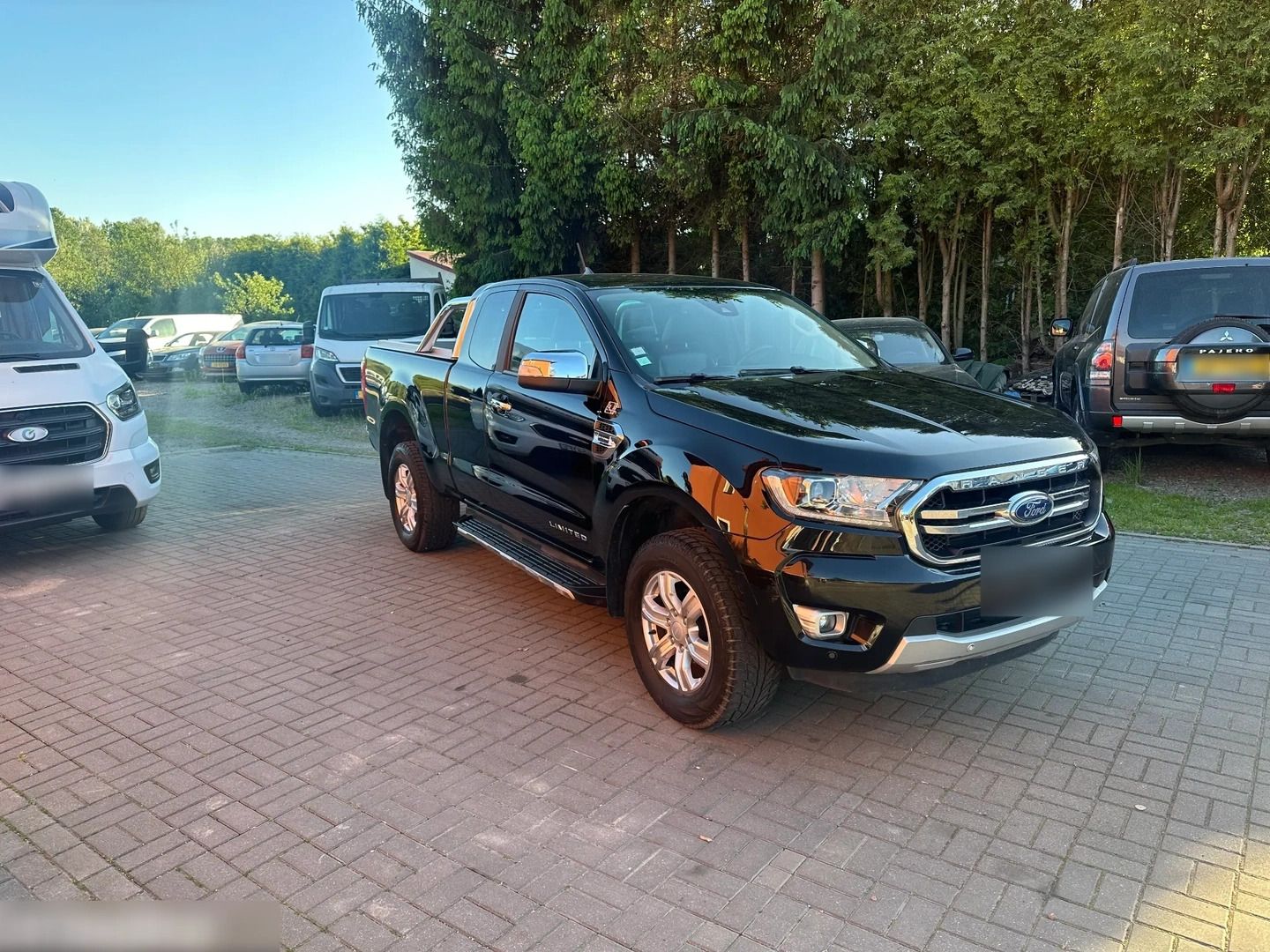 FORD RANGER - FULL BLACK - Ford Ranger disponible chez SYC75