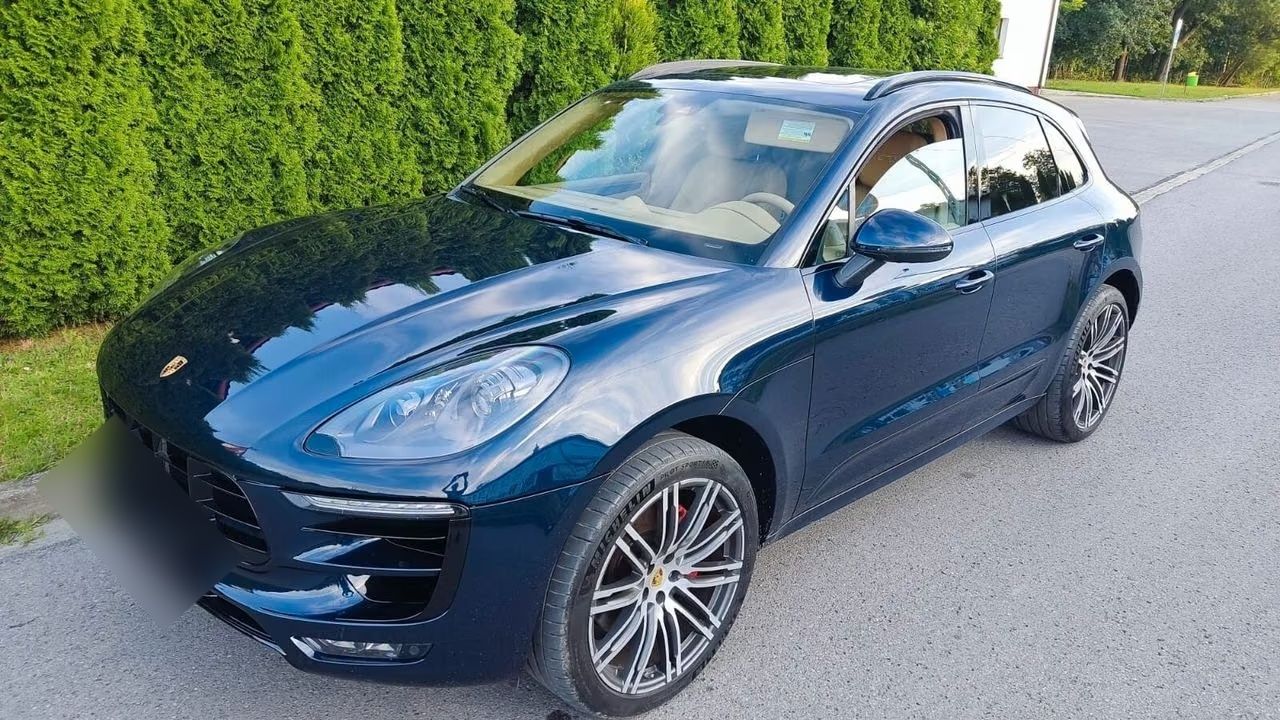 Porsche Macan FULL  OPTION