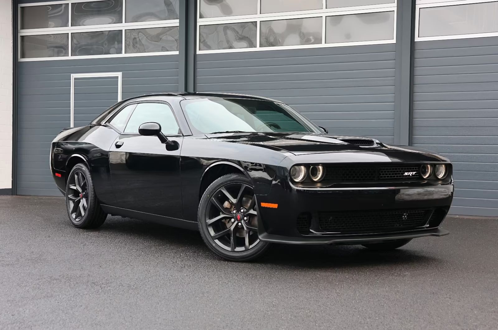 Dodge Challenger - FULL BLACK