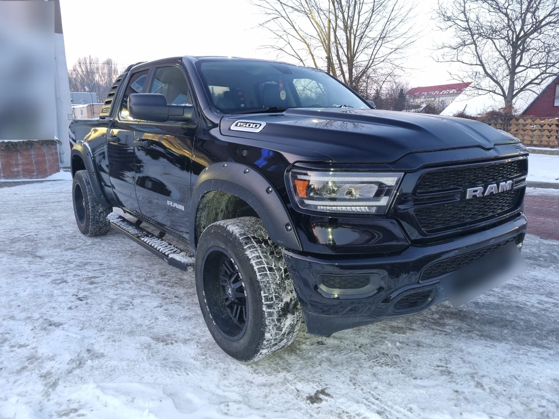 Dodge RAM - FULL BLACK FULL OPTION