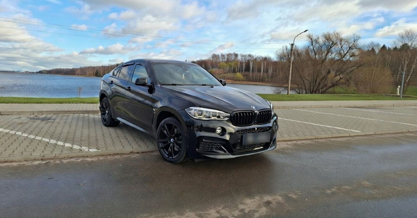 BMW X6 FULL BLACK - FULL OPTION