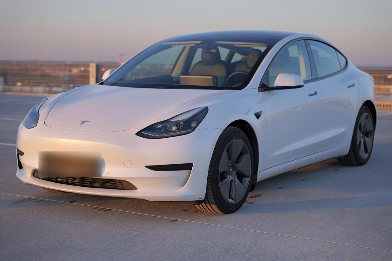 TESLA MODEL 3 - 325 CH