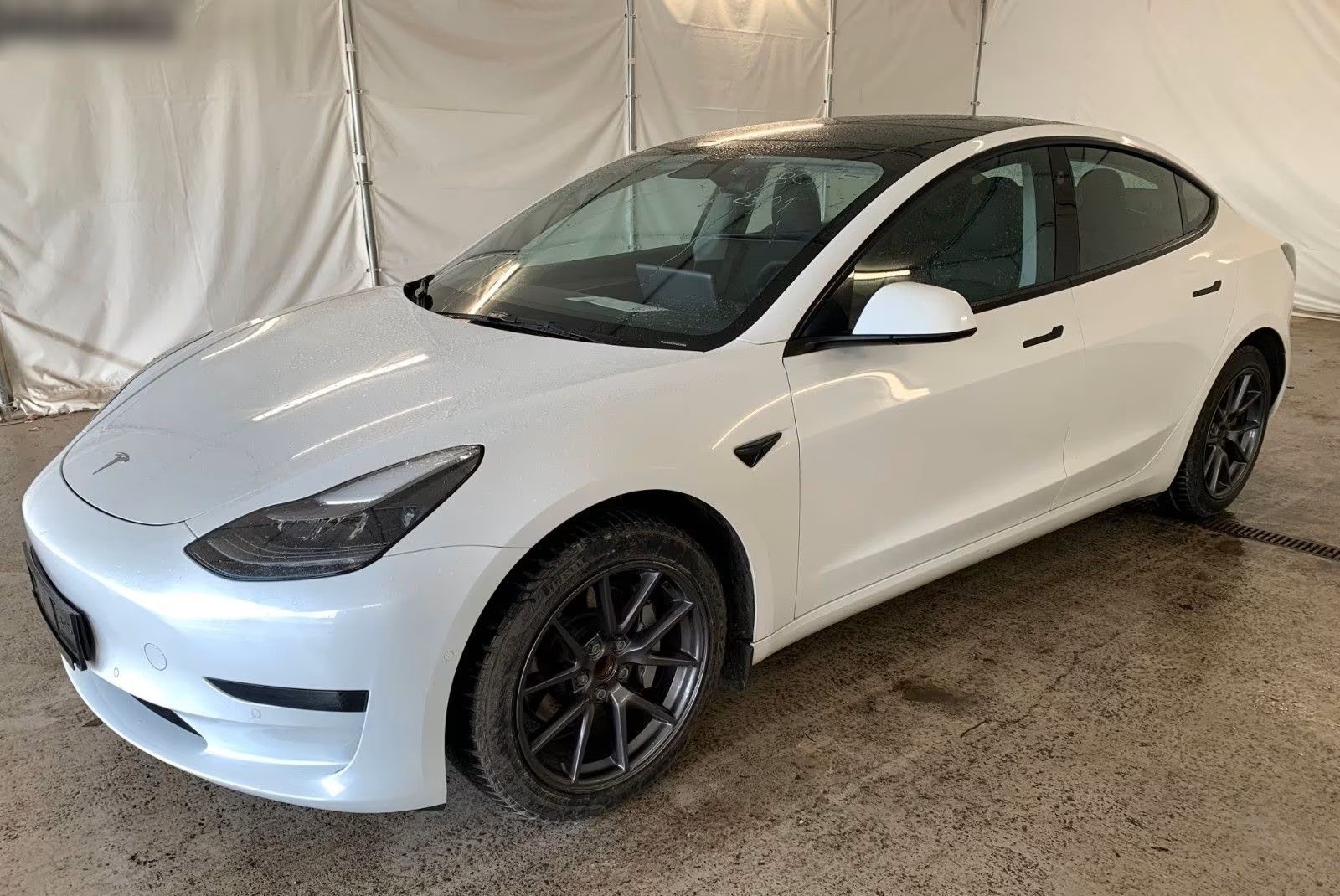 Tesla Model 3 - 325 CH