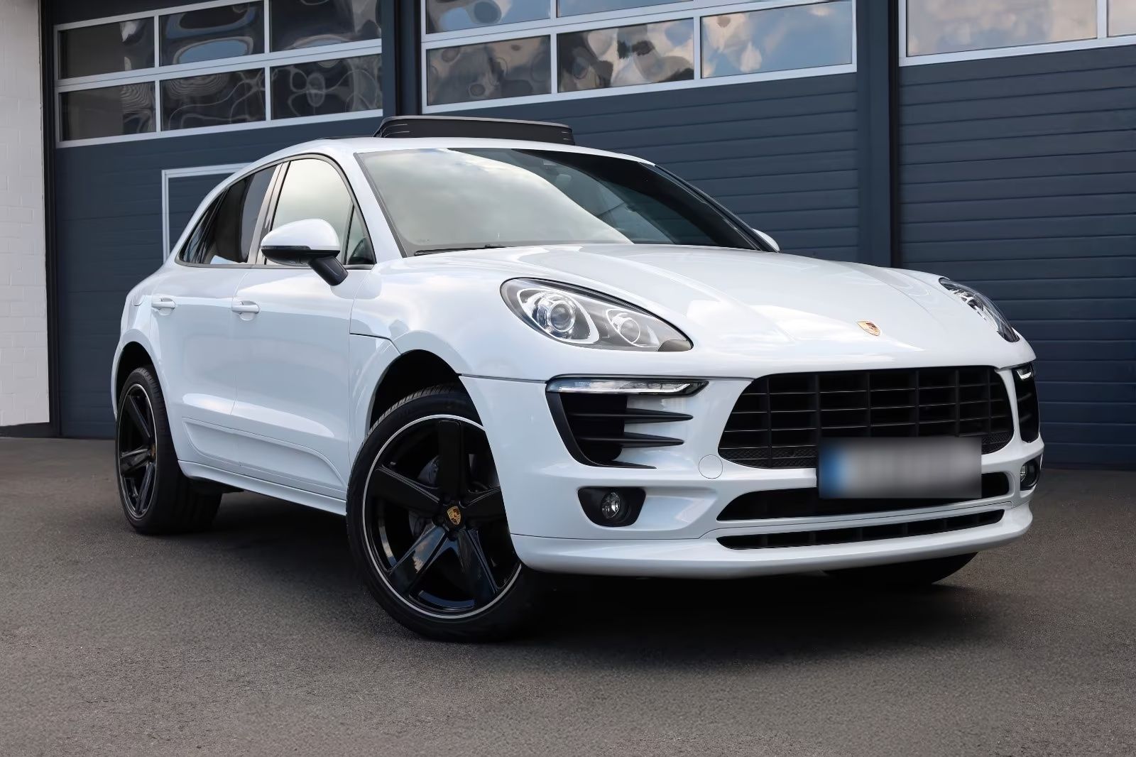 Porsche Macan - FULL OPTION