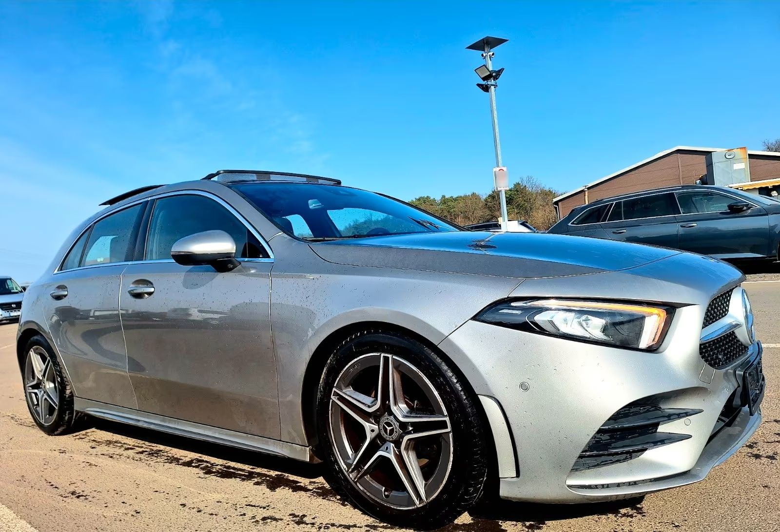 MERCEDES BENZ - FULL OPTION - Mercedes Classe A disponible chez SYC75