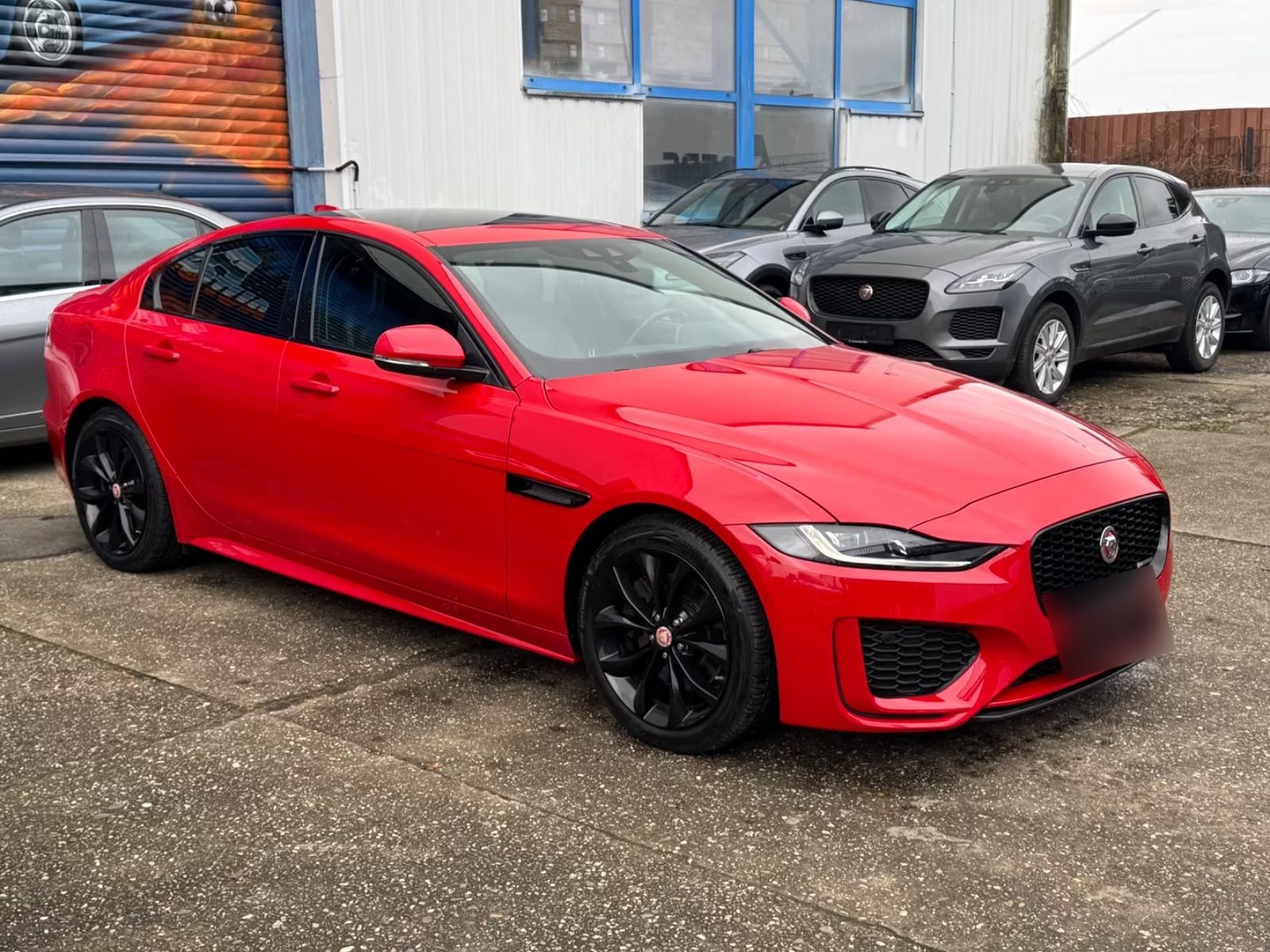 JAGUAR XE - FULL OPTION