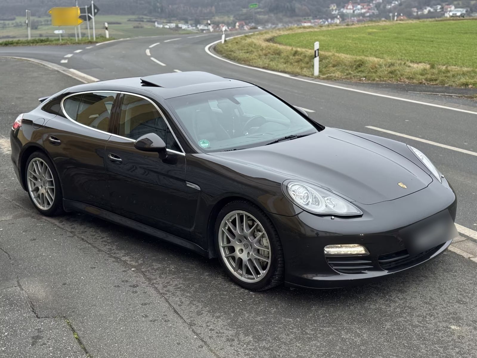 PORSCHE PANAMERA-FULL OPTION