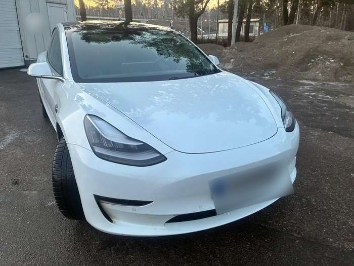 Tesla Model 3 - 351 CH
