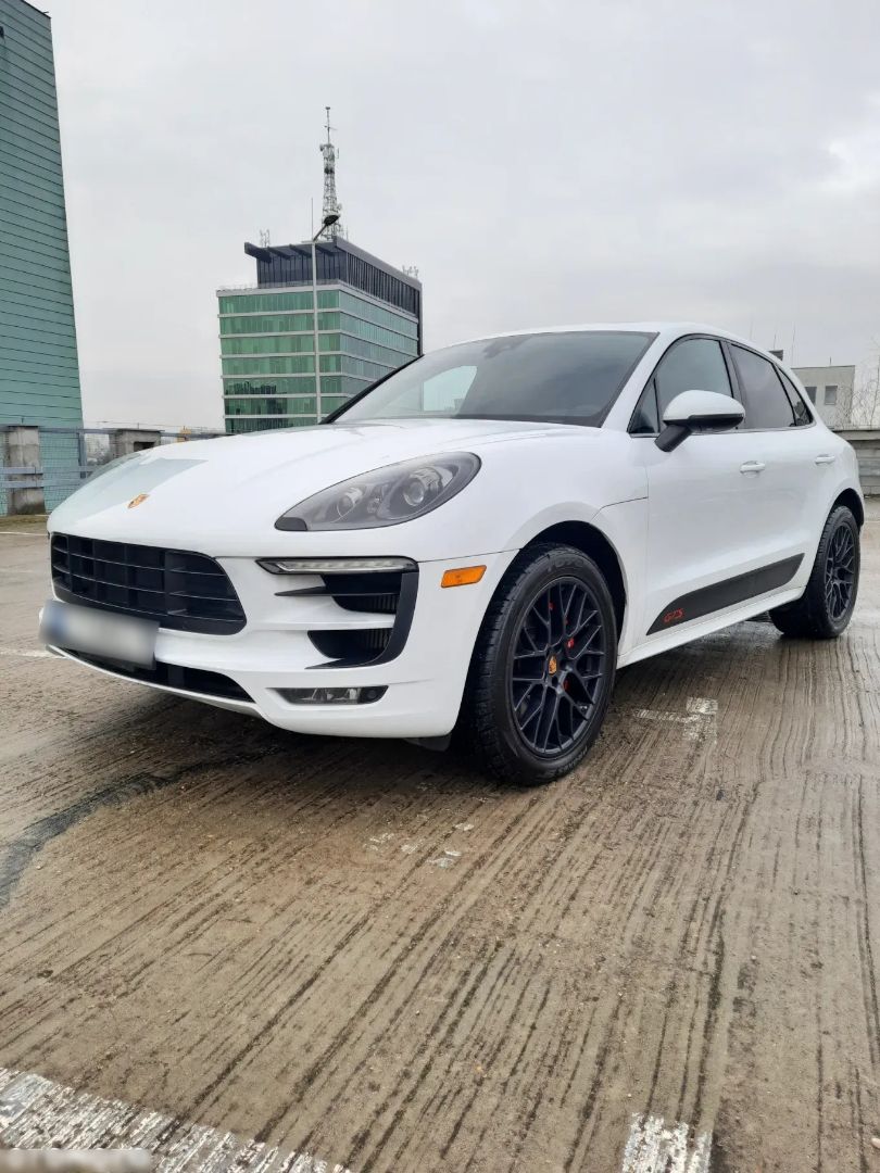 PORSCHES MACAN GTS - 360 CH