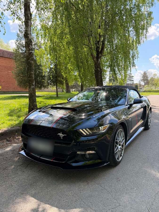 FORD MUSTANG FULL BLACK- FULL OPTION - Ford Mustang disponible chez SYC75