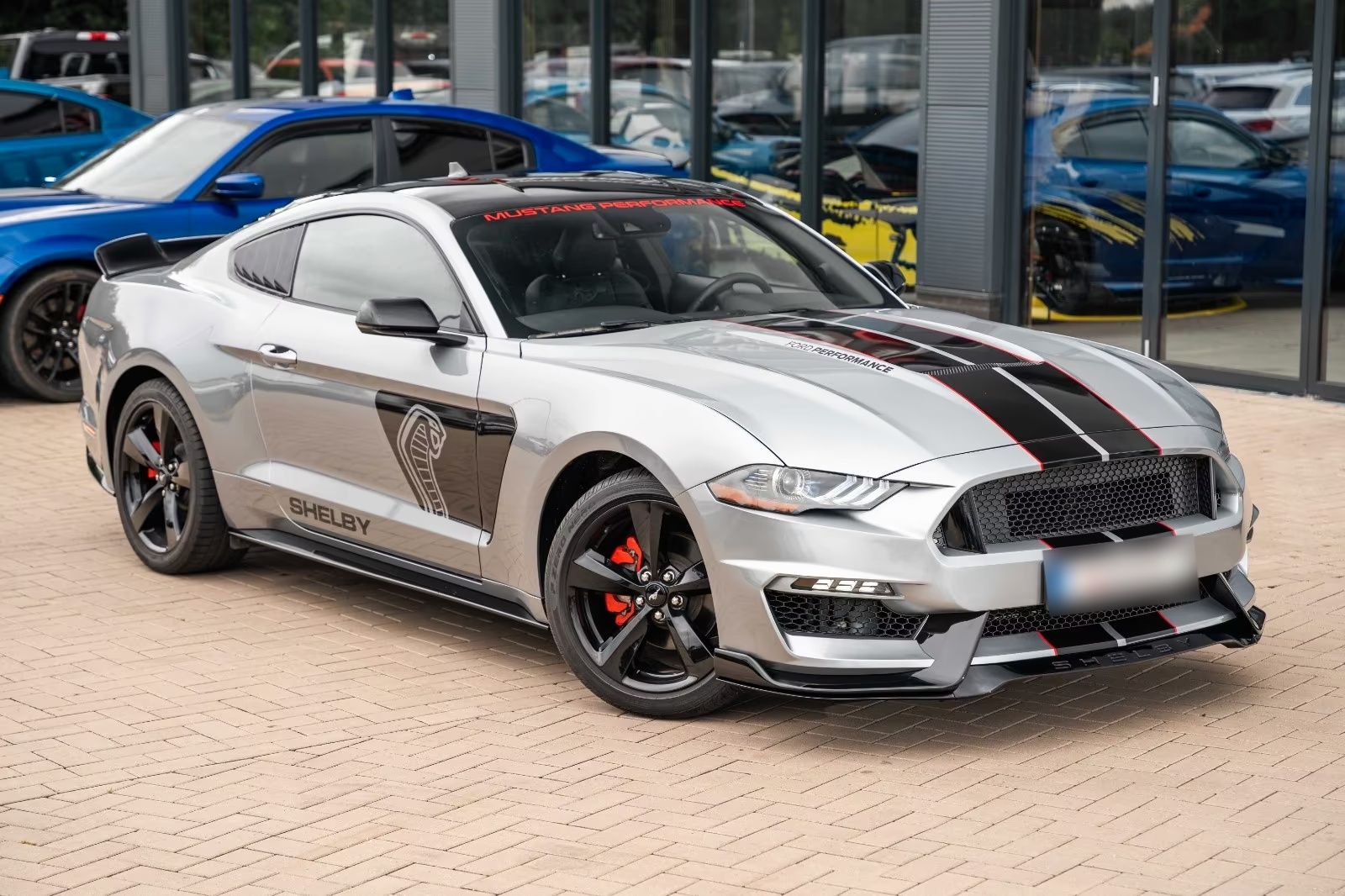 FORD MUSTANG- 290 CH
