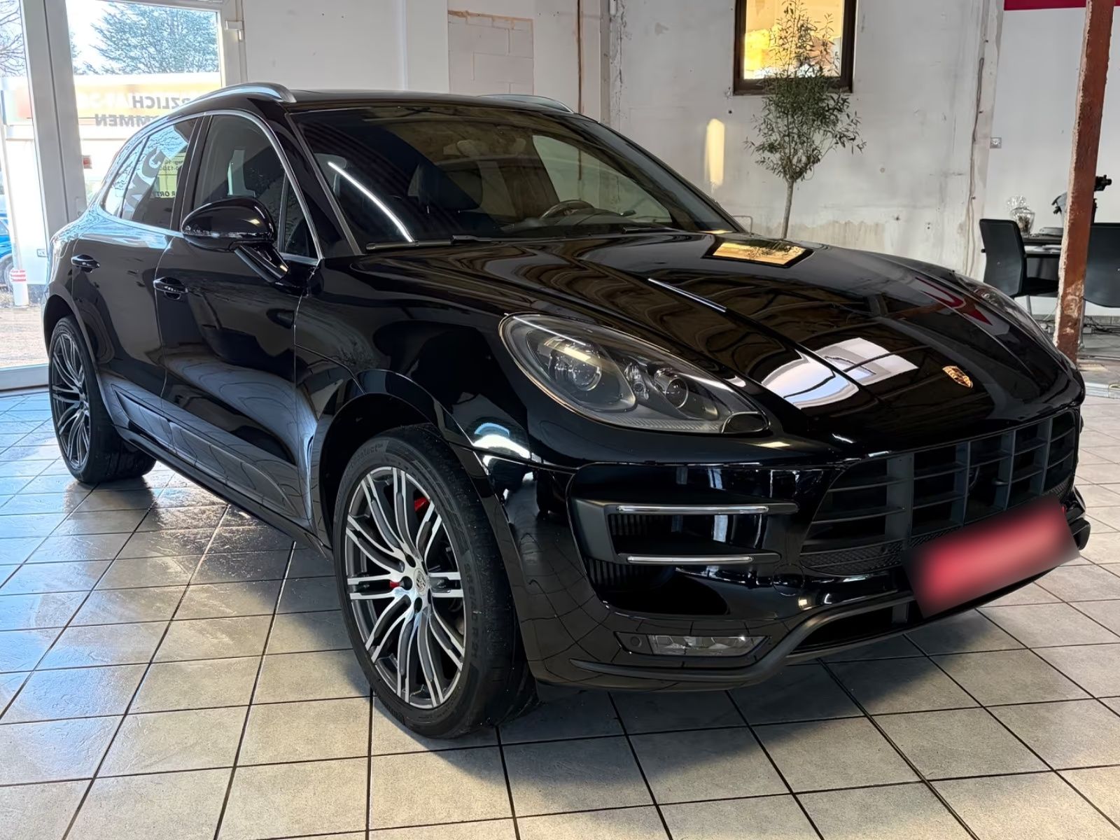 PORSCHE MACAN FULL OPTION - FULL BLACK