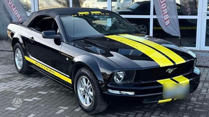 FORD MUSTANG - FULL OPTION