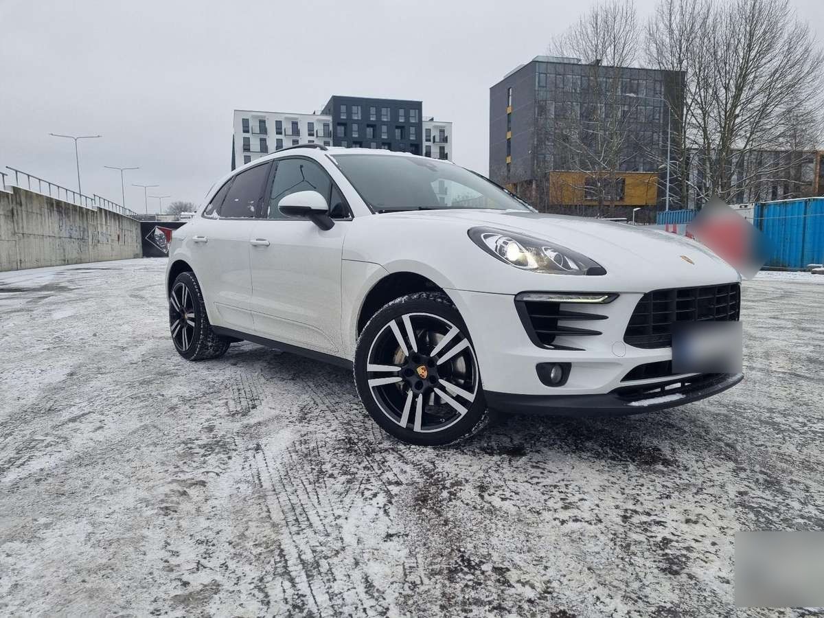Porsche Macan - Porsche Macan disponible chez SYC75