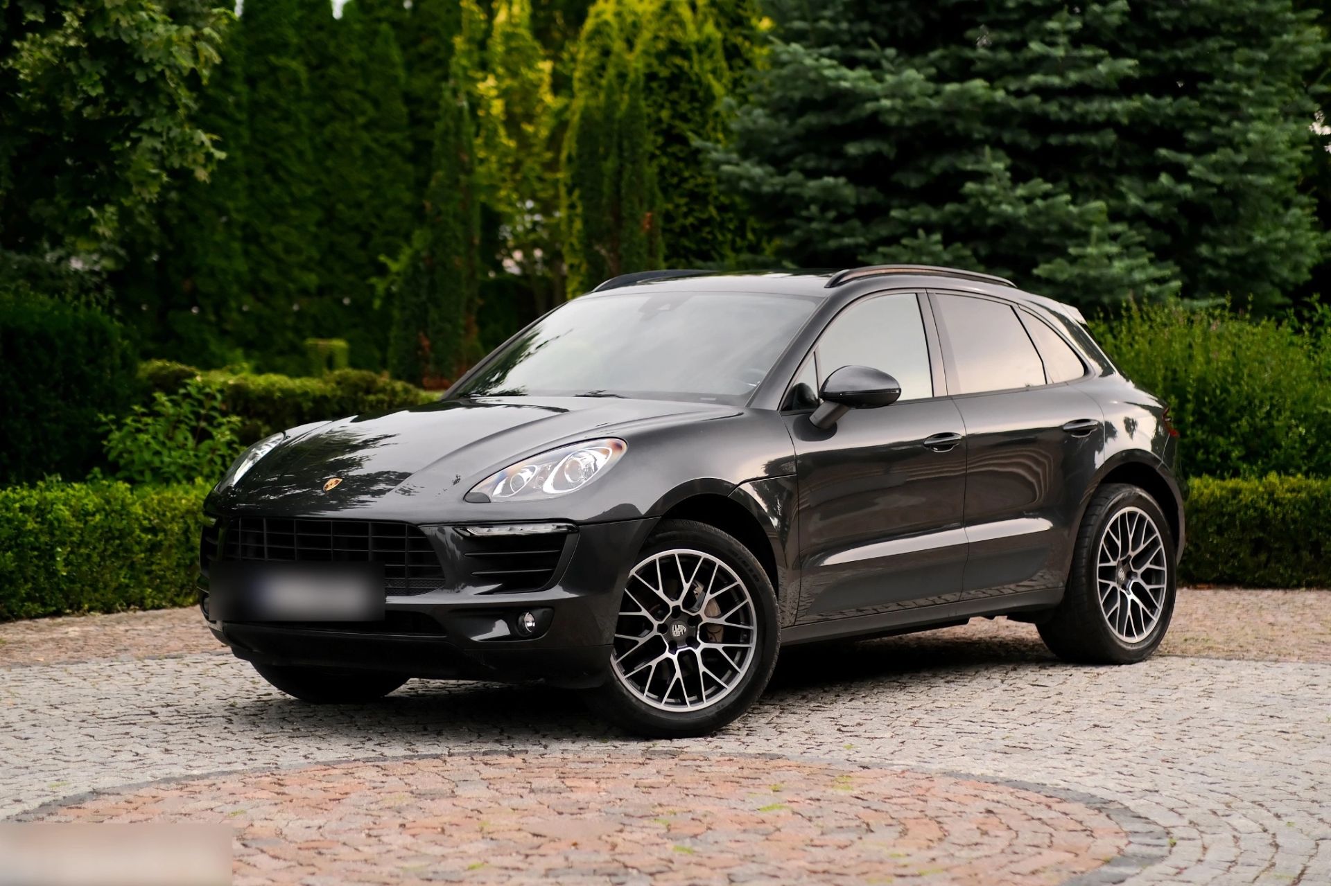 Porsche Macan - Porsche Macan disponible chez SYC75