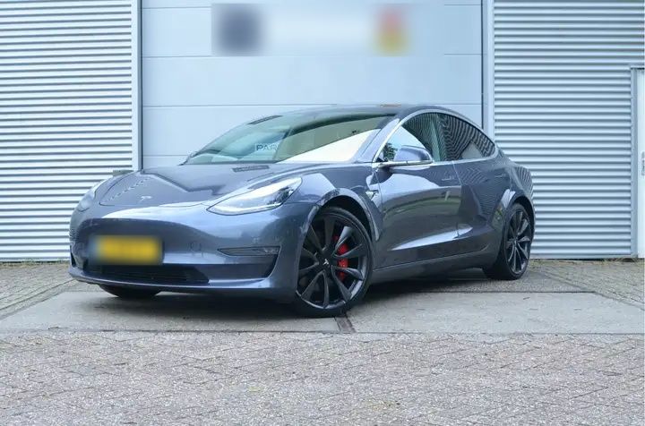 Tesla Model 3 -FULL OPTION - Tesla Model 3 disponible chez SYC75
