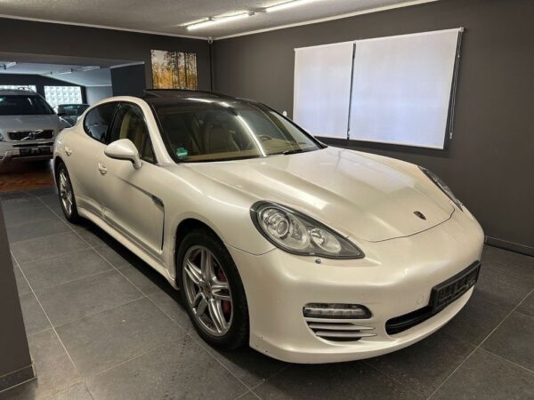 Porsche Panamera 4S PDK 400 ch