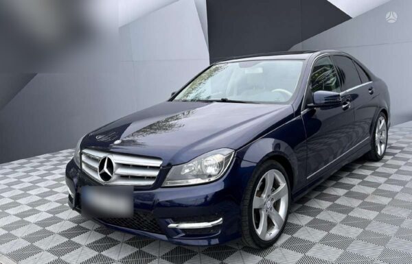 Mercedes-Benz C250 1.8L 204 ch