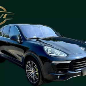 Porsche Cayenne S  E-Hybrid - FULL OPTION