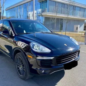 RESERVATION Porsche Cayenne - 300 CH