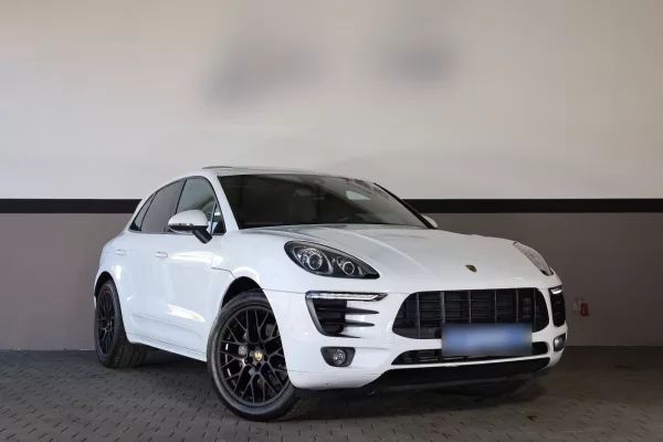 RESERVATION PORSCHE MACAN - FULL OPTION