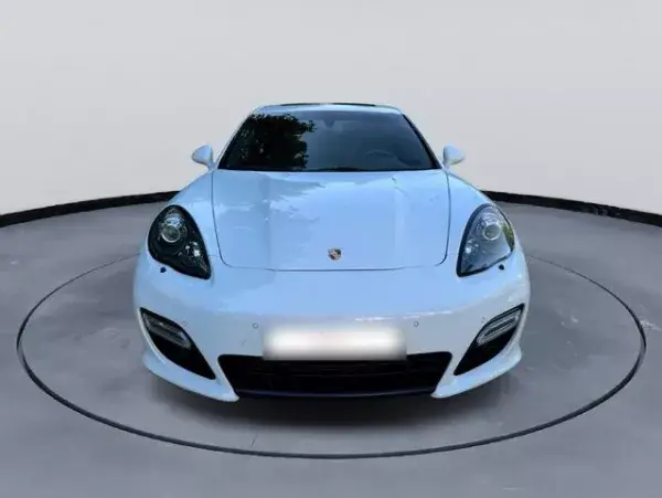 RESERVATION Porsche Panamera GTS - 430 CH