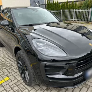 LIEN DE RESERVATION Porsche Macan 2021