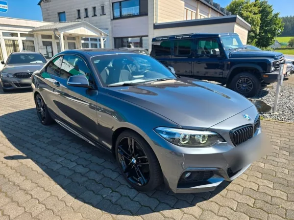 RESERVATION BMW 220 i Coupe M Sport